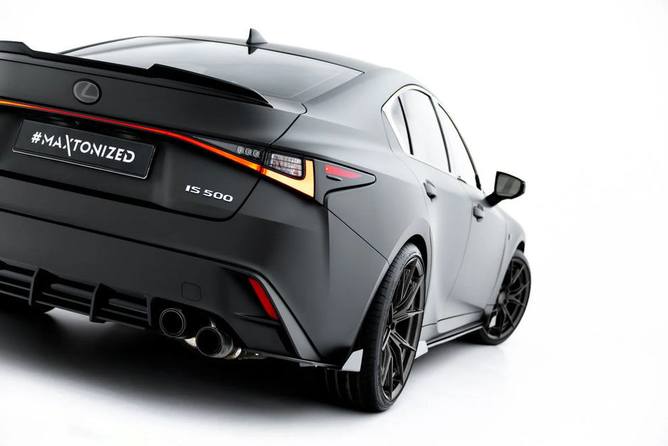 Street Pro Bakre Sidosplitters + Flaps för Lexus IS 500 Mk3 Facelift 2 (XE30)