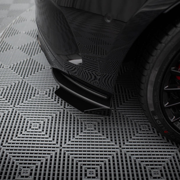 Street Pro Bakre Sidosplitters + Flaps för Mercedes-AMG A35 Hatchback W177