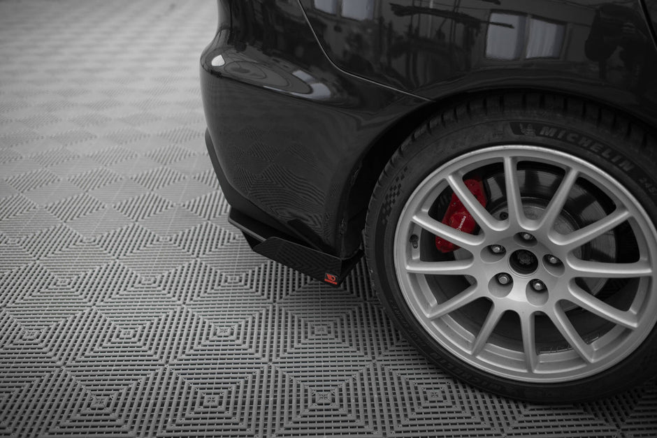 Street Pro Bakre Sidosplitters + Flaps för Mitsubishi Lancer EVO X