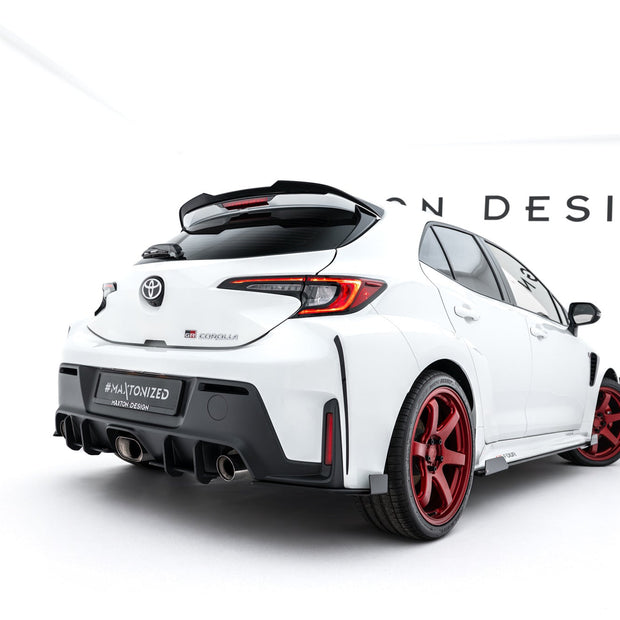 Street Pro Bakre Sidosplitters + Flaps för Toyota GR Corolla Mk12