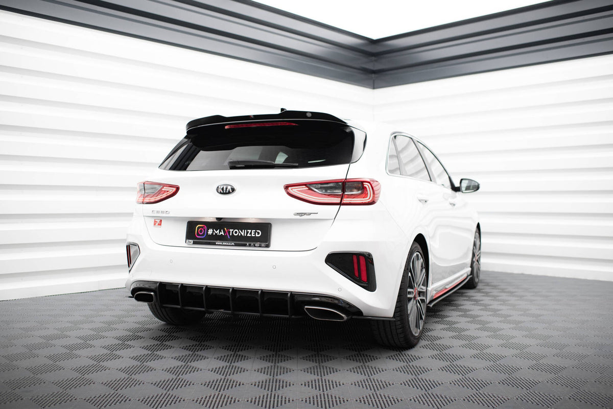 Street Pro Bakre Sidosplitters för Kia Ceed GT Mk3