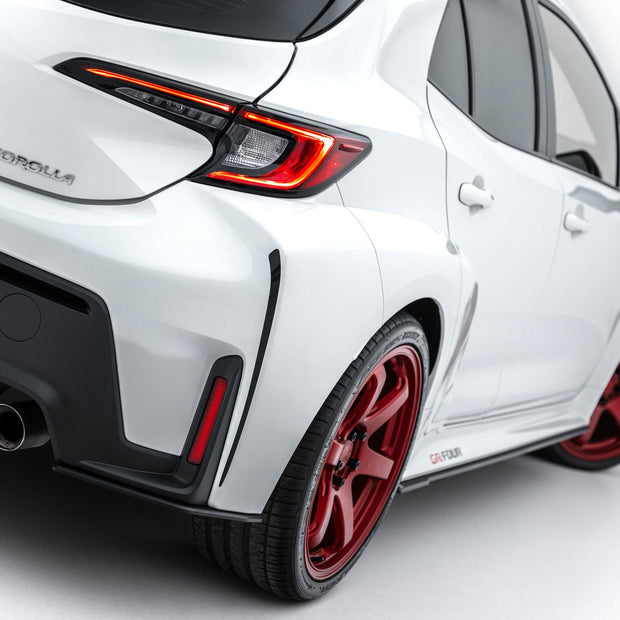 Street Pro Bakre Sidosplitters för Toyota GR Corolla Mk12