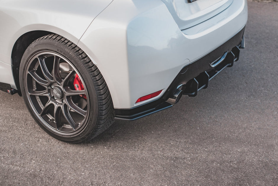 Street Pro Bakre Sidosplitters för Toyota GR Yaris Mk4