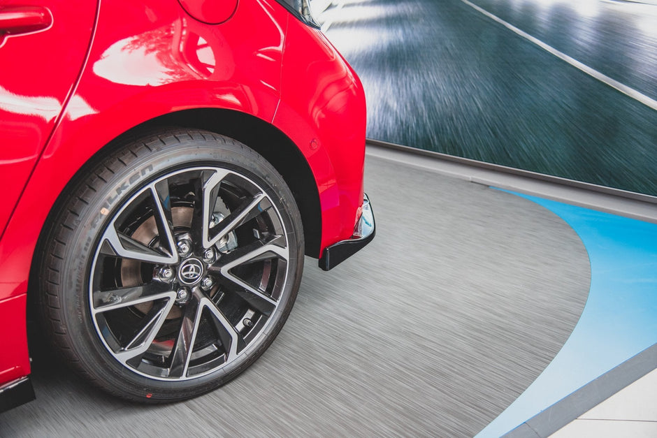 Bakre Sidosplitters för Toyota Corolla Mk12 Hatchback