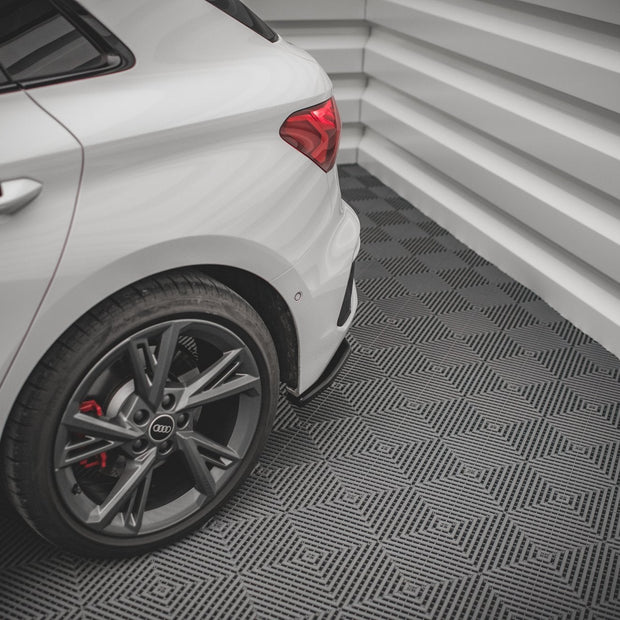 Bakre Sidosplitters V.1 för Audi S3 Sportback 8Y