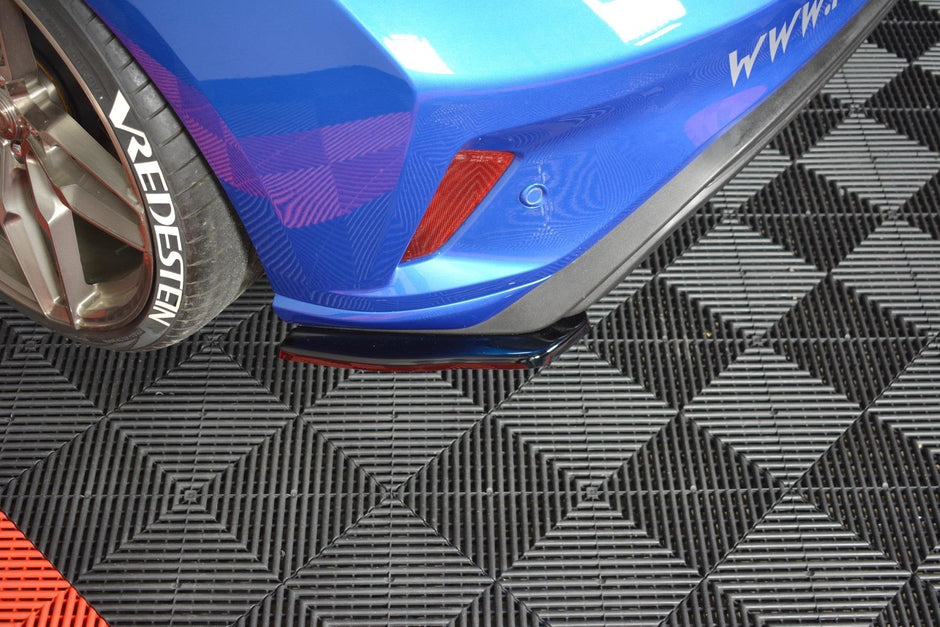 Bakre Sidosplitters V.1 för Ford Focus Hatchabck ST-Line
