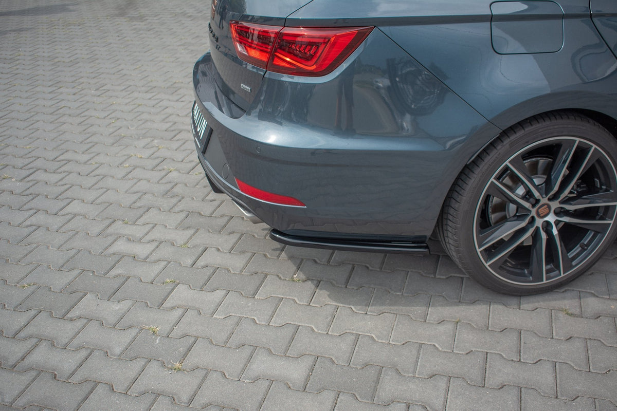 Bakre Sidosplitters V.1 för Seat Leon Cupra Mk3 Facelift Sportstourer
