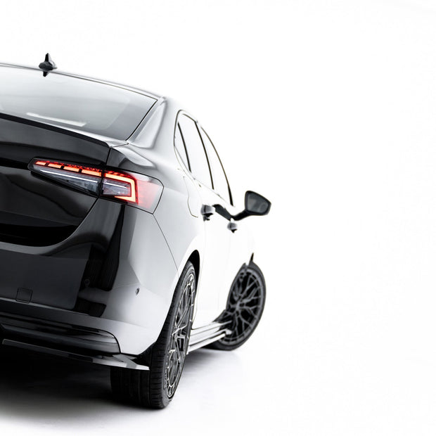 Bakre Sidosplitters V.1 för Skoda Superb Sportline Mk4