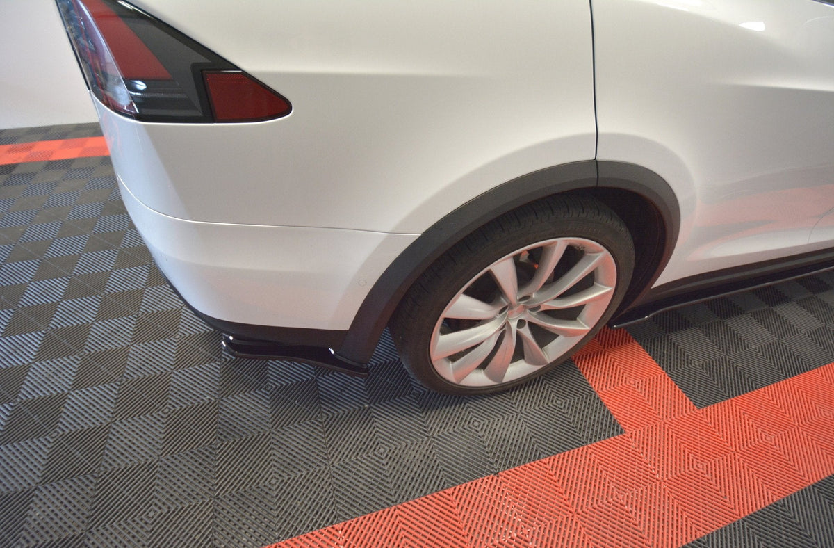 Bakre Sidosplitters V.1 för Tesla Model X