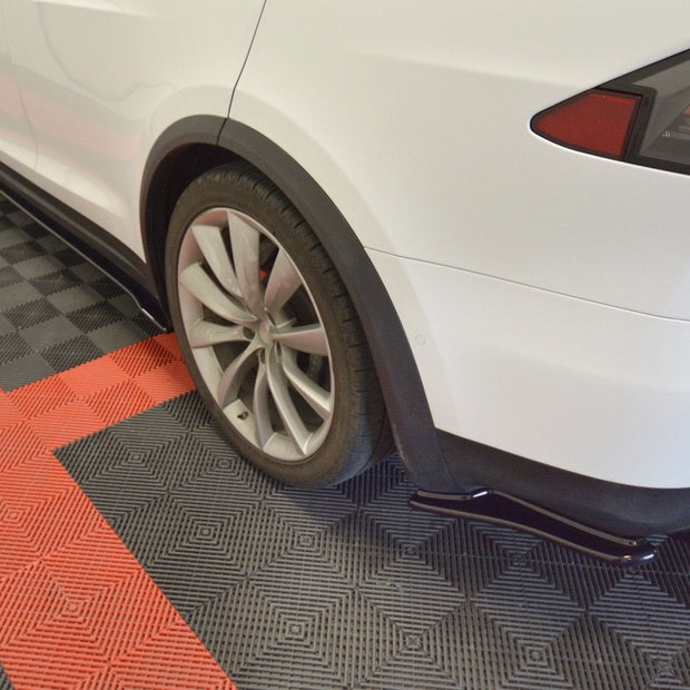 Bakre Sidosplitters V.1 för Tesla Model X