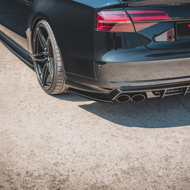 Bakre Sidosplitters V.2 för Audi S8 D4 Facelift
