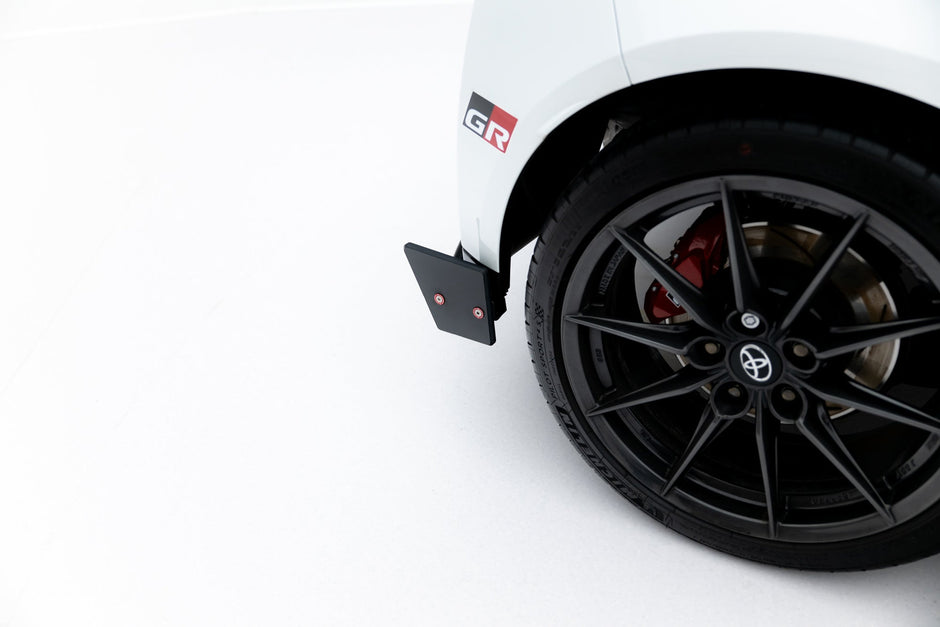 Bakre Sidosplitters V.2 + Flaps för Toyota GR Yaris Mk4