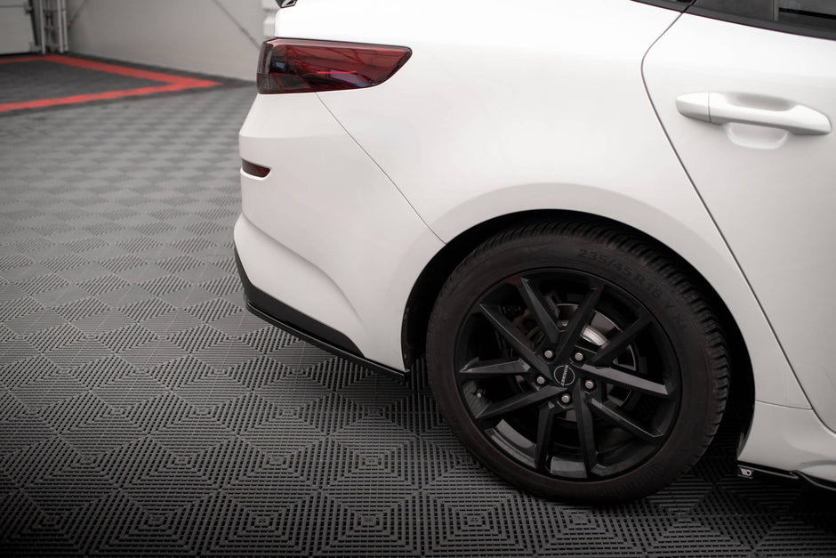 Bakre Sidosplitters V.2 för Kia Optima Mk4 Facelift