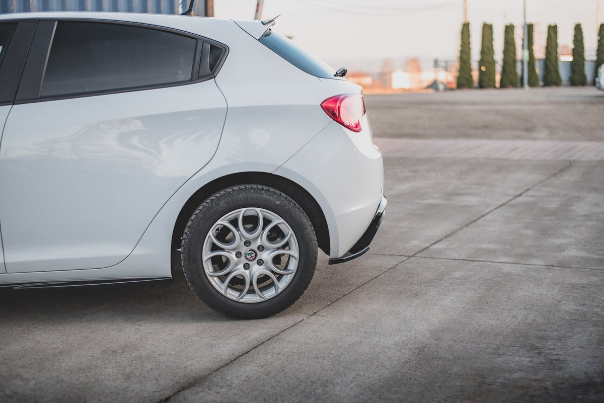 Bakre Sidosplitters V.3 för Alfa Romeo Giulietta Facelift