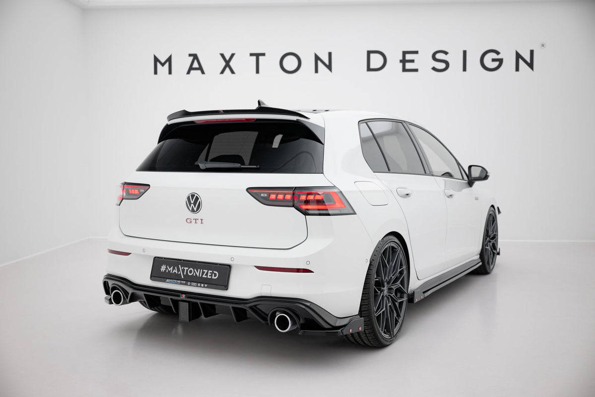 Bakre Sidosplitters V.4 + Flaps för Volkswagen Golf GTI / GTE Mk8  Fits only with : VW-GO-8-GTI-RS2