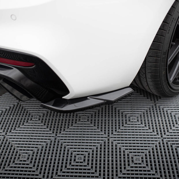 Bakre Sidosplitters V.5 (For Rear Valance V.3) för BMW 1 M-Pack / M140i F20 Facelift