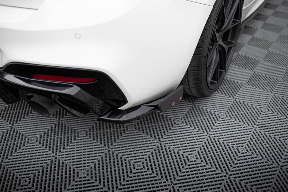 Bakre Sidosplitters V.5 + Flaps (For Rear Valance V.3) för BMW 1 M-Pack / M140i F20 Facelift