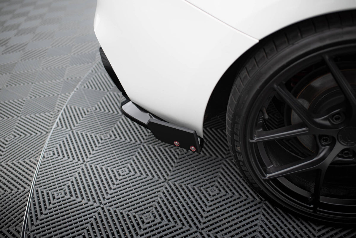 Bakre Sidosplitters V.5 + Flaps (For Rear Valance V.3) för BMW 1 M-Pack / M140i F20 Facelift