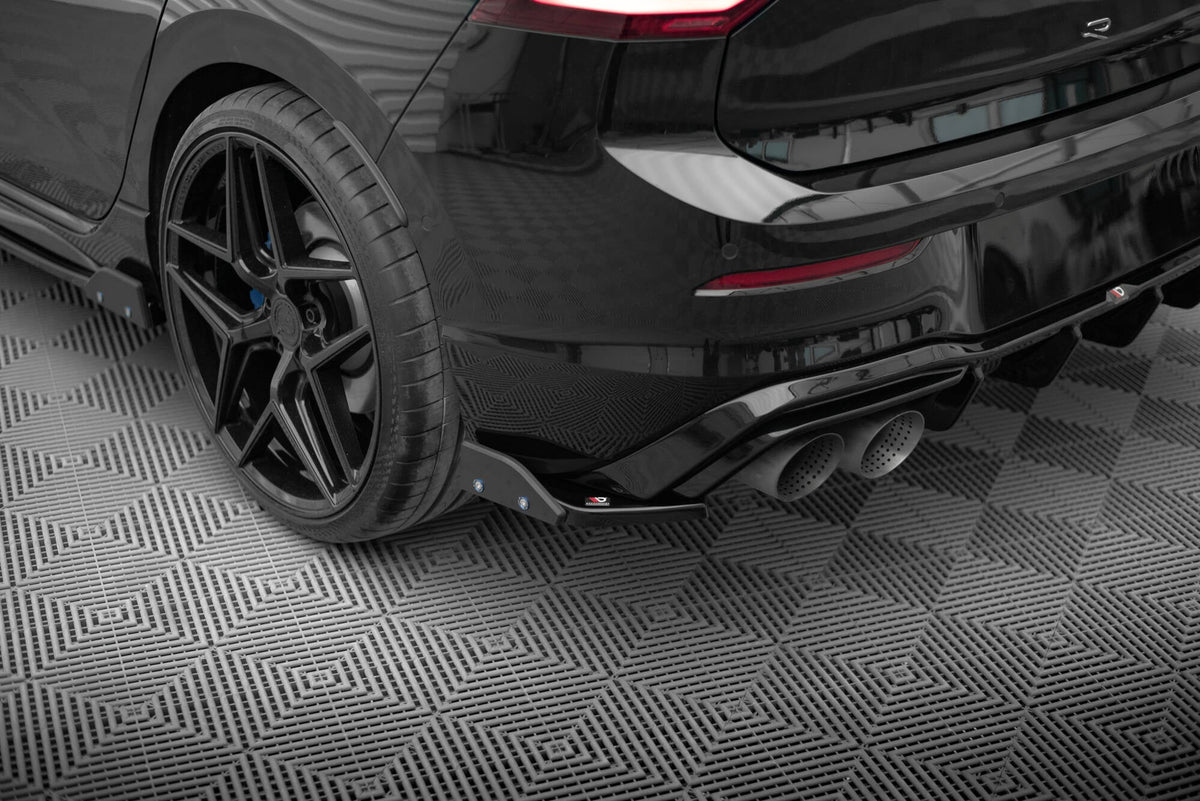 Bakre Sidosplitters V.6 + Flaps för Volkswagen Golf R Hatchback Mk8  Fits only with :  VW-GO-8-R-RS2G