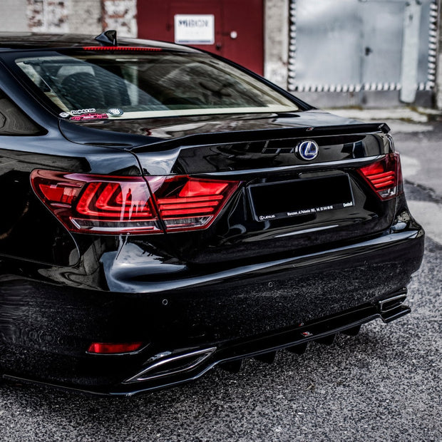 Spoilerläpp för Lexus LS Mk4 Facelift
