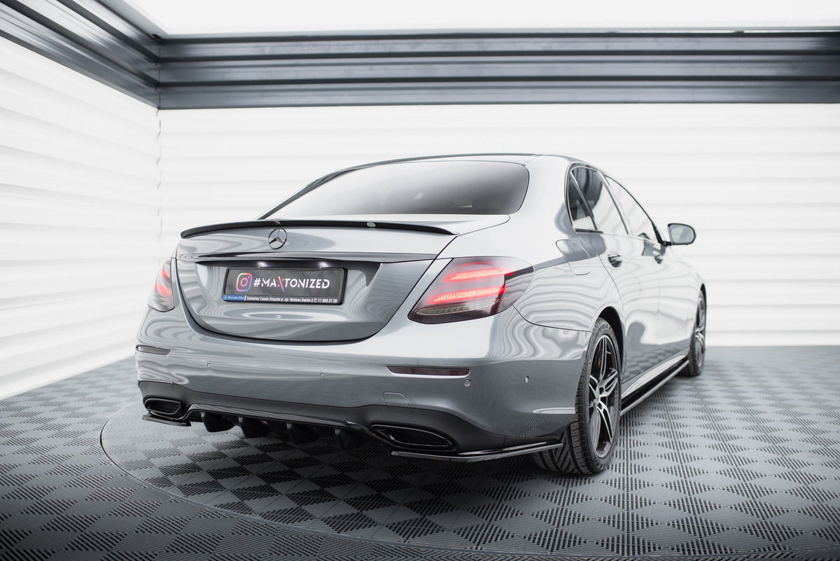 Spoilerläpp för Mercedes-Benz E Sedan W213 AMG-Line