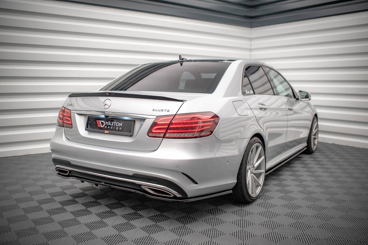 Spoilerläpp för Mercedes-Benz E63 AMG / AMG-Line / Standard Sedan W212 Facelift