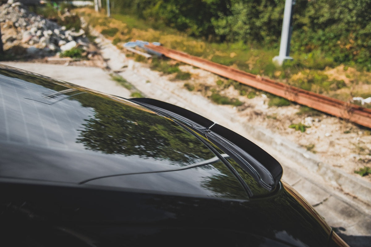 Spoilerläpp för Porsche Panamera Turbo 970 Facelift
