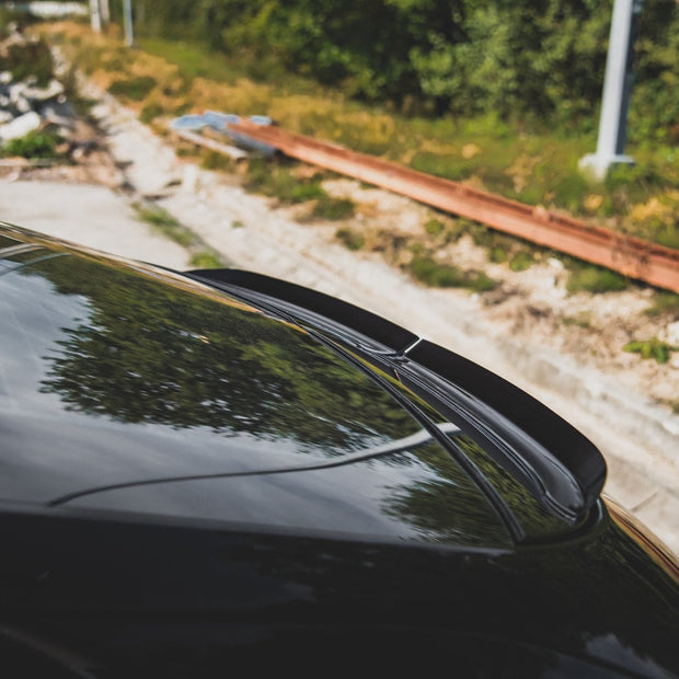 Spoilerläpp för Porsche Panamera Turbo 970 Facelift