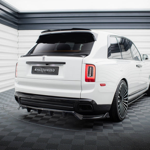 Spoilerläpp för Rolls Royce Cullinan