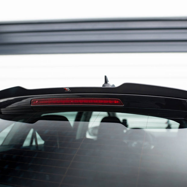 Spoilerläpp för Skoda Scala