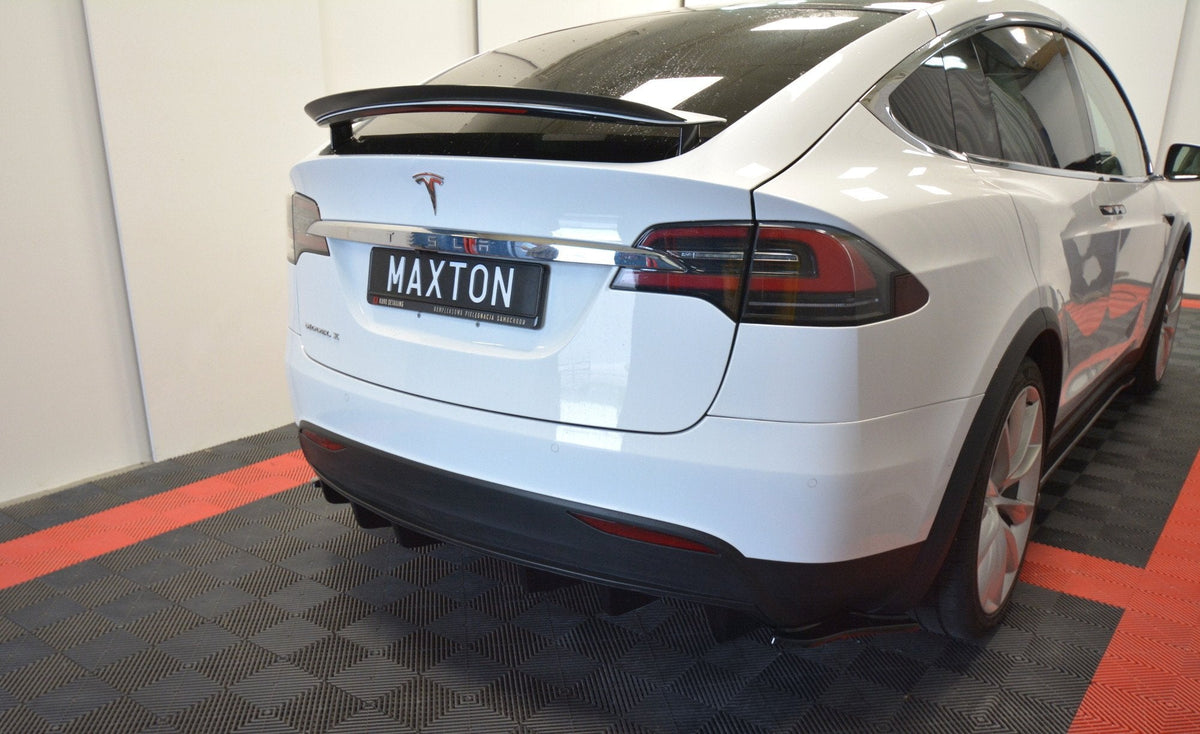 Spoilerläpp V.2 för Tesla Model X