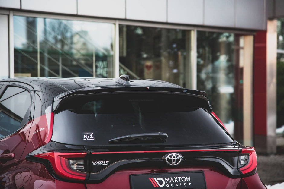 Spoilerläpp V.1 för Toyota Yaris Mk4