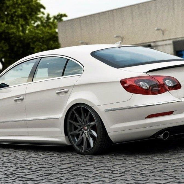 Spoilerläpp för Volkswagen Passat CC R36 RLINE