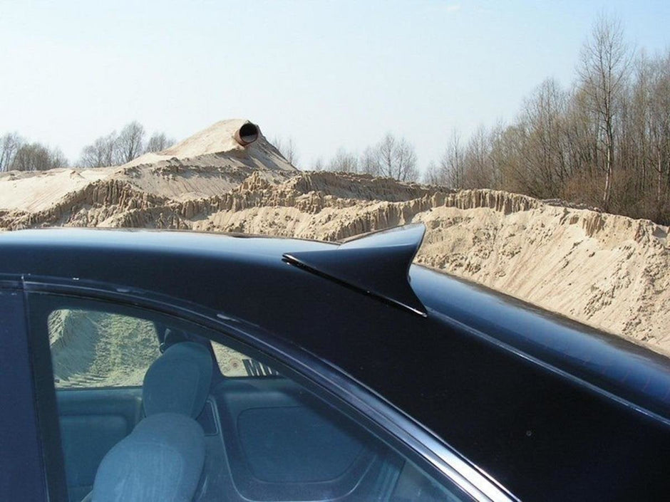 Roof Spoiler för Nissan SKYLINE R33 GTS & R33 GTR