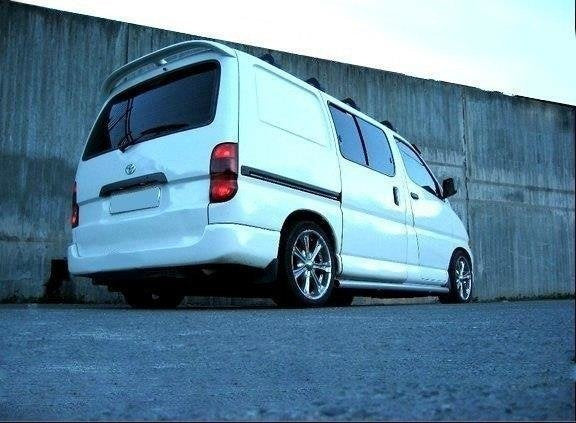 Rear Spoiler för Toyota HIACE
