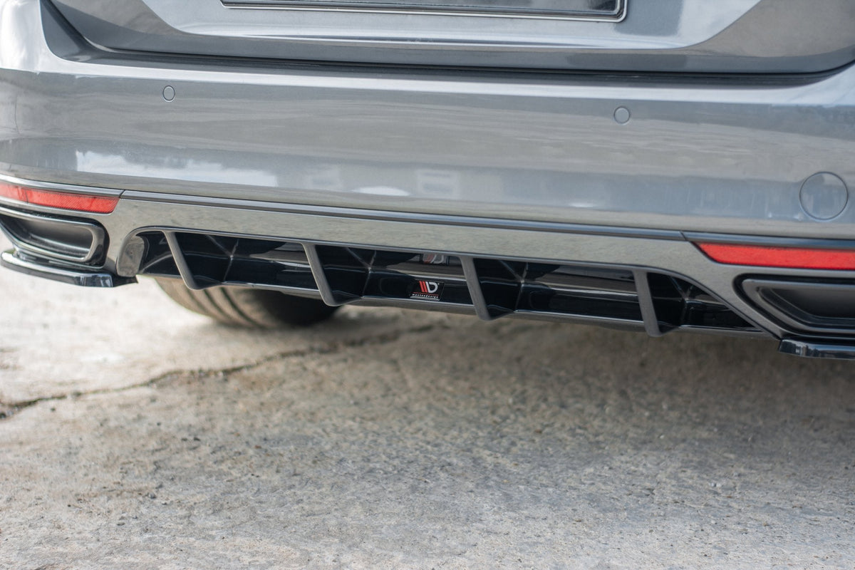 Rear Valance för Volkswagen Passat R-Line B8