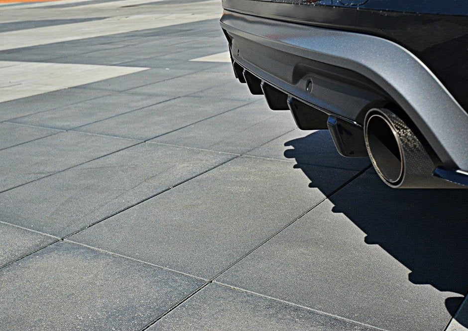 Rear Valance för Volvo V60 Polestar Facelift