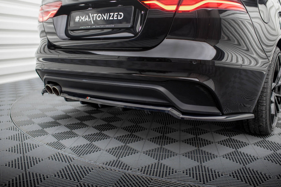 Splitter-kit för Jaguar XE X760 Facelift
