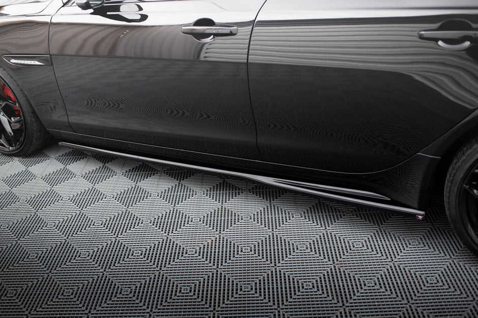 Splitter-kit för Jaguar XE X760 Facelift