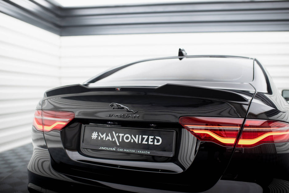 Splitter-kit för Jaguar XE X760 Facelift