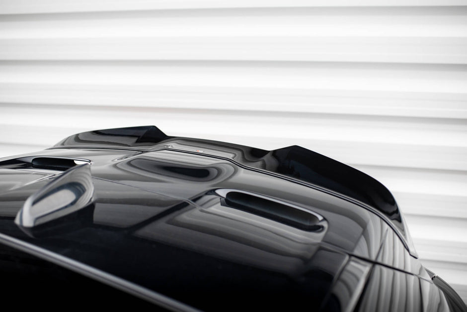 Splitter-kit för Land Rover Range Rover Velar R-Dynamic Mk1 (The kit is compatible with the towbar)