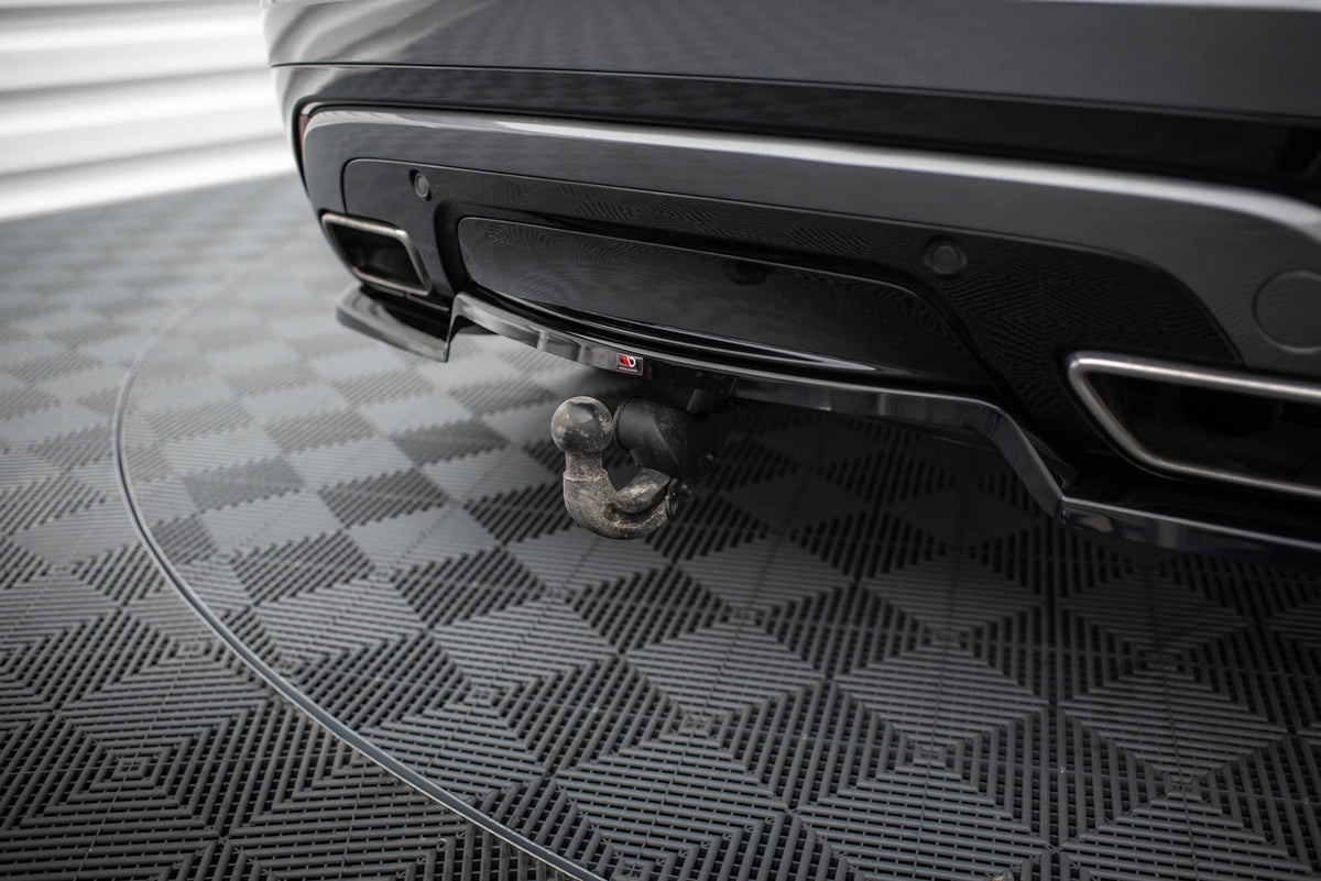 Splitter-kit för Land Rover Range Rover Velar R-Dynamic Mk1 (The kit is compatible with the towbar)