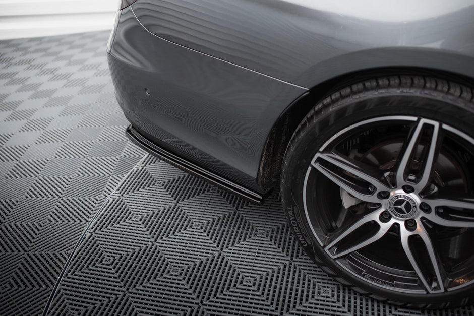 Splitter-kit för Mercedes-Benz E Sedan W213 AMG-Line