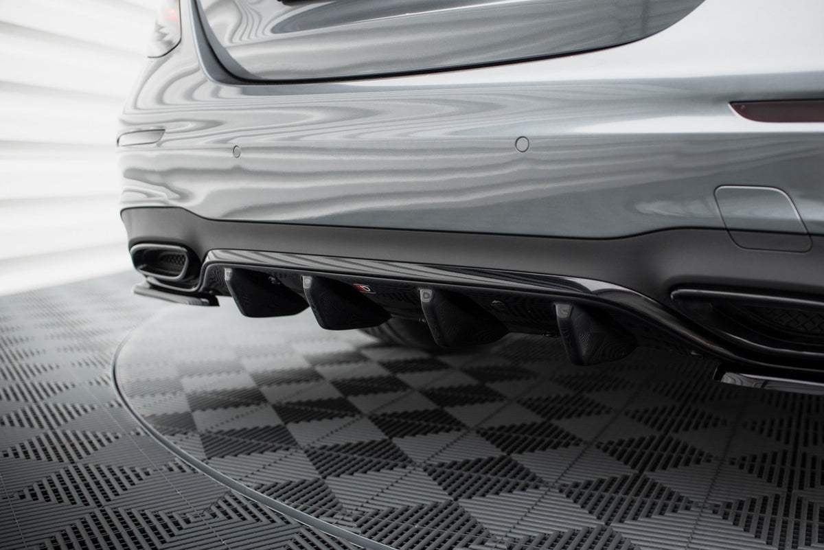Splitter-kit för Mercedes-Benz E Sedan W213 AMG-Line