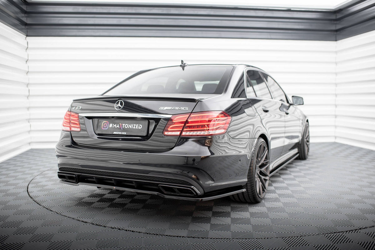 Splitter-kit för Mercedes-Benz E63 AMG Sedan W212 Facelift