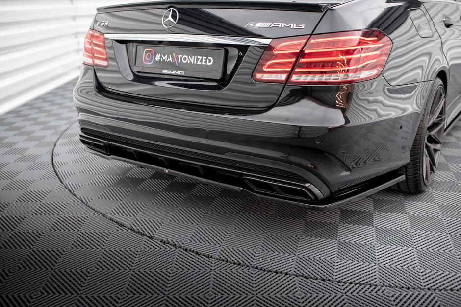 Splitter-kit för Mercedes-Benz E63 AMG Sedan W212 Facelift