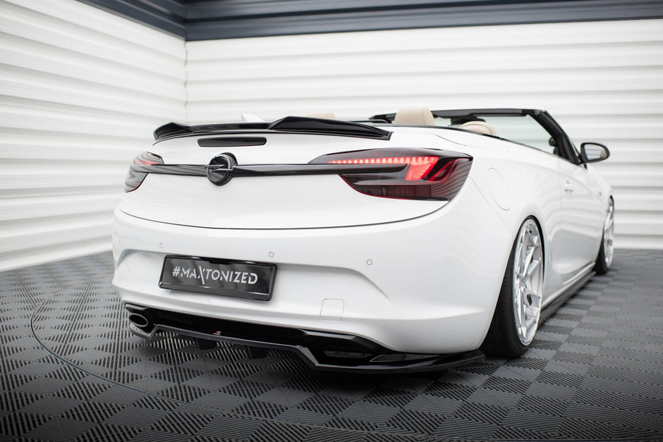 Splitter-kit för Opel Cascada