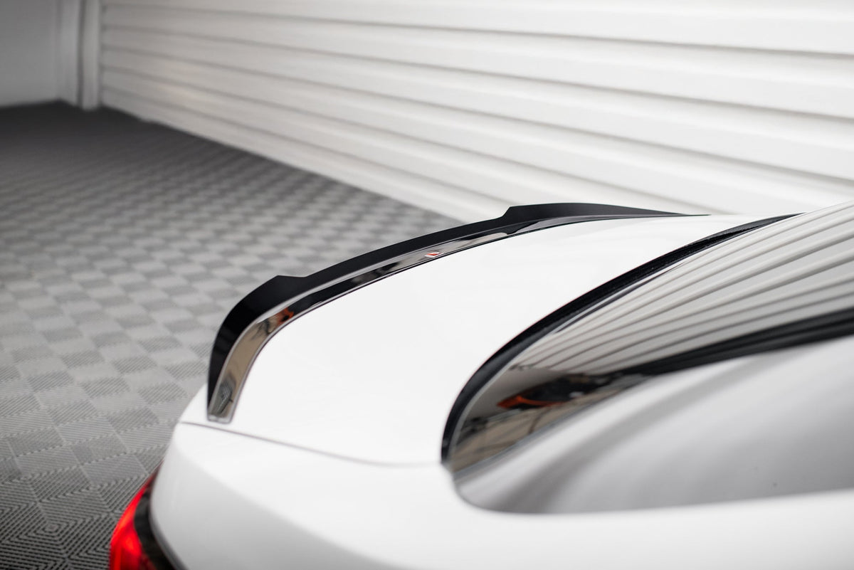 Splitter-kit för Toyota Corolla Mk12 Sedan