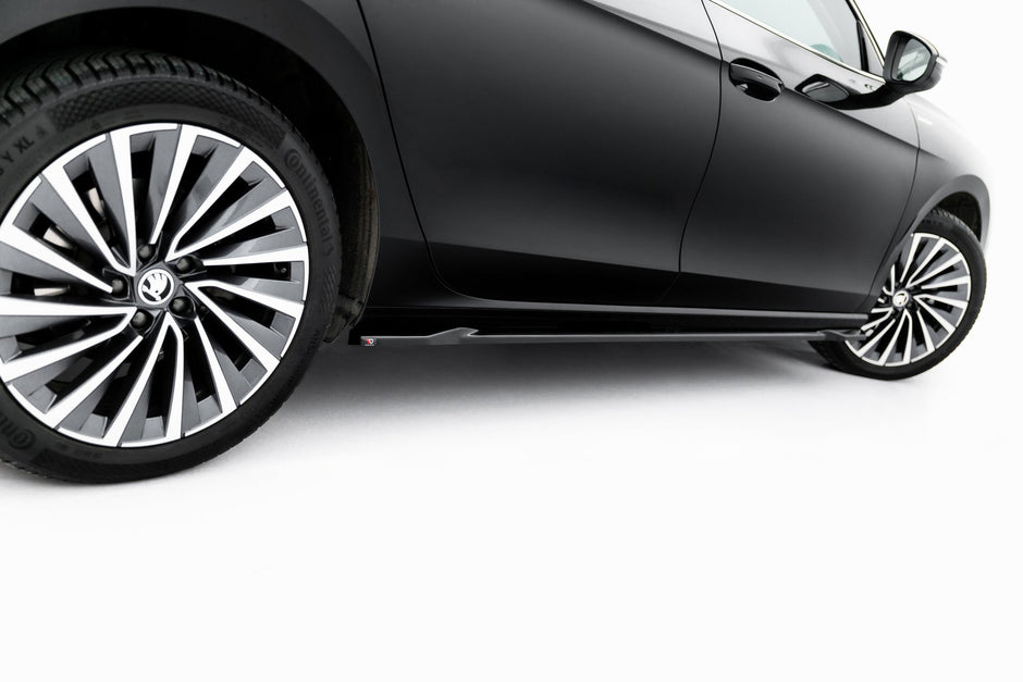 Splitter-kit V.1 för Skoda Superb Sedan Mk4