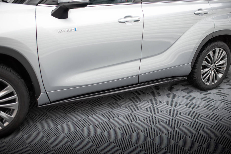 Splitter-kit V.1 för Toyota Highlander Mk4
